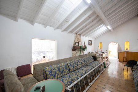 Sala de casa de condomínio para alugar com 3 quartos, 438m² em Jardim Ibiratiba, São Paulo
