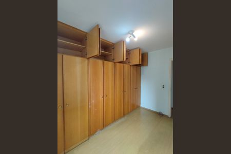 Apartamento à venda com 229m², 3 quartos e 3 vagas Apartamento à venda com 229m², 3 quartos e 3 vagasQuarto 1