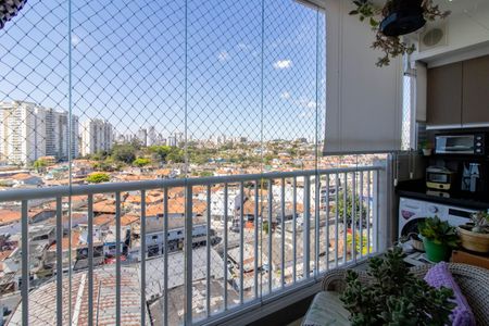 Apartamento à venda com 47m², 2 quartos e 1 vaga Apartamento à venda com 47m², 2 quartos e 1 vagaVaranda