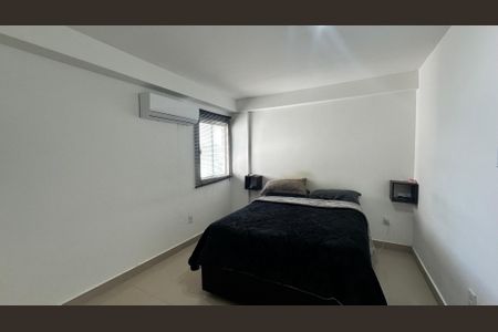 Apartamento à venda com 105m², 2 quartos e 1 vagaSuíte 