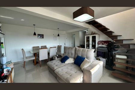 Apartamento à venda com 105m², 2 quartos e 1 vagaSala