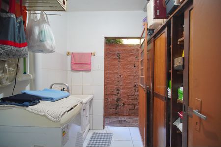 Casa à venda com 184m², 4 quartos e 2 vagasÁrea de Serviço