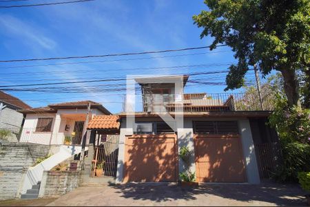 Casa à venda com 184m², 4 quartos e 2 vagasFachada