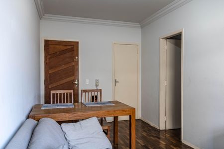 Sala de apartamento para alugar com 2 quartos, 68m² em Calafate, Belo Horizonte