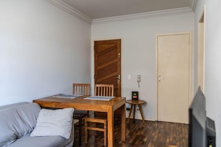 Sala de apartamento para alugar com 2 quartos, 68m² em Calafate, Belo Horizonte