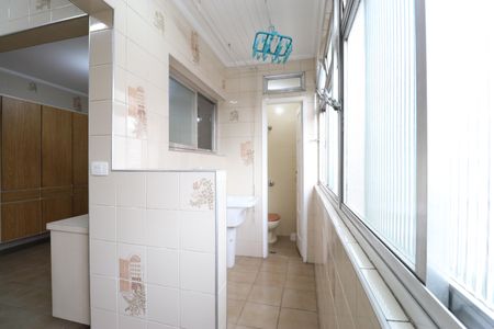 Apartamento à venda com 72m², 2 quartos e 1 vagaÁrea de Serviço