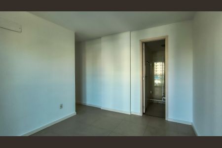 Apartamento à venda com 75m², 2 quartos e 1 vaga Apartamento à venda com 75m², 2 quartos e 1 vagaSuíte