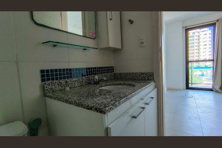Apartamento à venda com 75m², 2 quartos e 1 vaga Apartamento à venda com 75m², 2 quartos e 1 vagaBanheiro da Suíte