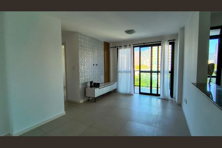 Sala de apartamento à venda com 2 quartos, 75m² em Recreio dos Bandeirantes, Rio de Janeiro
