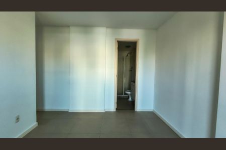 Apartamento à venda com 75m², 2 quartos e 1 vaga Apartamento à venda com 75m², 2 quartos e 1 vagaSuíte