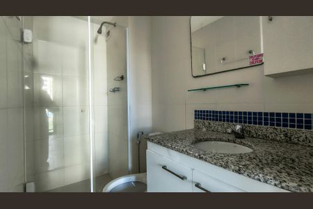 Apartamento à venda com 75m², 2 quartos e 1 vaga Apartamento à venda com 75m², 2 quartos e 1 vagaBanheiro da Suíte
