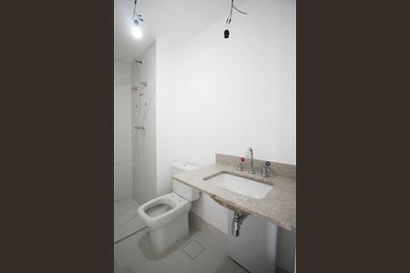 Banheiro de kitnet/studio à venda com 1 quarto, 35m² em Indianópolis, São Paulo