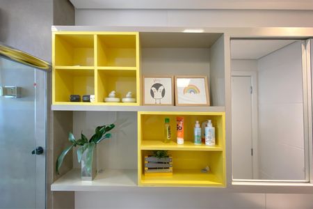 Apartamento à venda com 238m², 4 quartos e 5 vagas Apartamento à venda com 238m², 4 quartos e 5 vagasBanheiro da Suíte 2