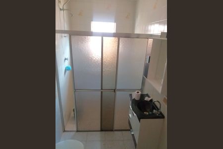Casa à venda com 86m², 2 quartos e 1 vaga Casa à venda com 86m², 2 quartos e 1 vagaBanheiro
