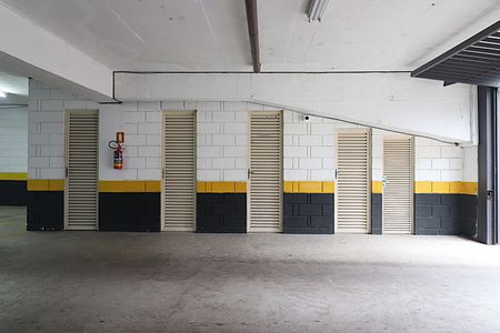 Apartamento à venda com 200m², 4 quartos e 3 vagasÁrea comum - Depósito