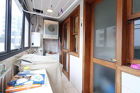 Apartamento à venda com 200m², 4 quartos e 3 vagasÁrea de Serviço