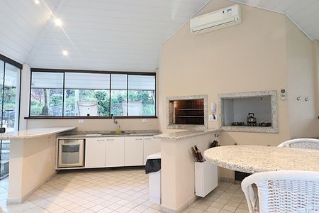 Apartamento à venda com 200m², 4 quartos e 3 vagasÁrea comum - Churrasqueira