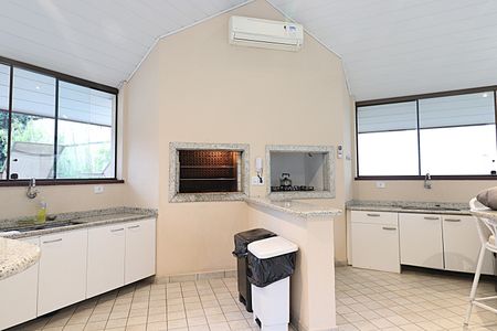 Apartamento à venda com 200m², 4 quartos e 3 vagasÁrea comum - Churrasqueira