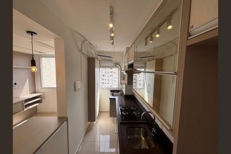 Apartamento à venda com 48m², 2 quartos e 1 vaga Apartamento à venda com 48m², 2 quartos e 1 vagaCozinha e Área de Serviço