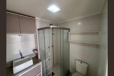 Apartamento à venda com 48m², 2 quartos e 1 vaga Apartamento à venda com 48m², 2 quartos e 1 vagaBanheiro