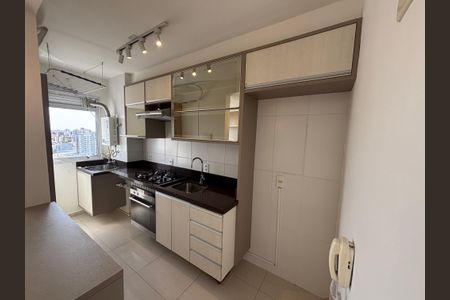 Apartamento à venda com 48m², 2 quartos e 1 vaga Apartamento à venda com 48m², 2 quartos e 1 vagaCozinha e Área de Serviço