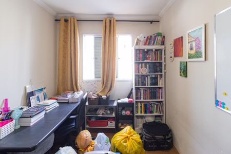Quarto 1 de apartamento para alugar com 2 quartos, 47m² em Vila da Oportunidade, Carapicuíba