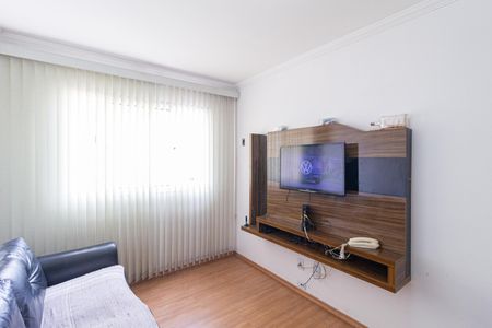 Sala de apartamento para alugar com 2 quartos, 47m² em Vila da Oportunidade, Carapicuíba