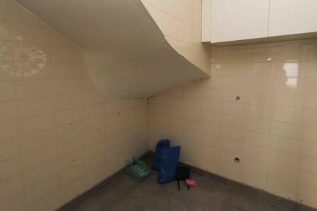 Casa à venda com 450m², 6 quartos e 8 vagas Casa à venda com 450m², 6 quartos e 8 vagasCozinha da Garagem