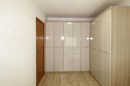 Quarto de apartamento para alugar com 1 quarto, 40m² em Jardim do Salso, Porto Alegre