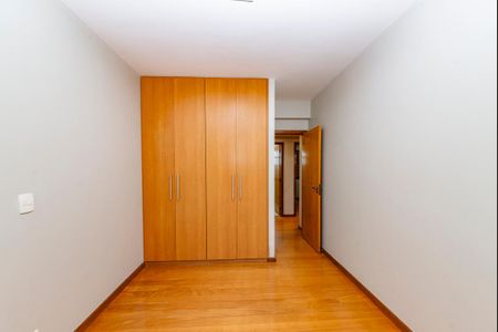 Apartamento à venda com 240m², 4 quartos e 3 vagas Apartamento à venda com 240m², 4 quartos e 3 vagasQuarto 2