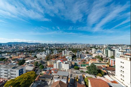 Apartamento à venda com 240m², 4 quartos e 3 vagas Apartamento à venda com 240m², 4 quartos e 3 vagasVaranda do Terraço