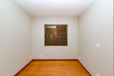 Apartamento à venda com 240m², 4 quartos e 3 vagas Apartamento à venda com 240m², 4 quartos e 3 vagasQuarto 2