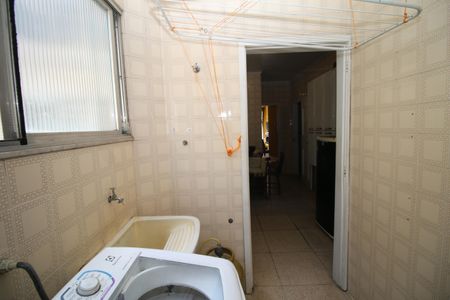 Apartamento à venda com 63m², 3 quartos e 1 vagaÁrea de Serviço