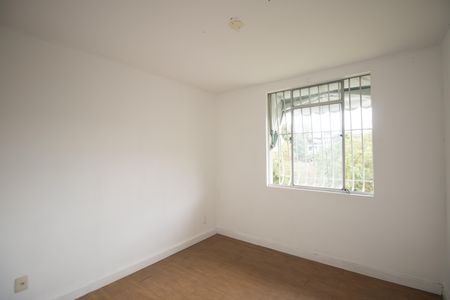 Quarto 2 de apartamento para alugar com 2 quartos, 63m² em Mutondo, São Gonçalo