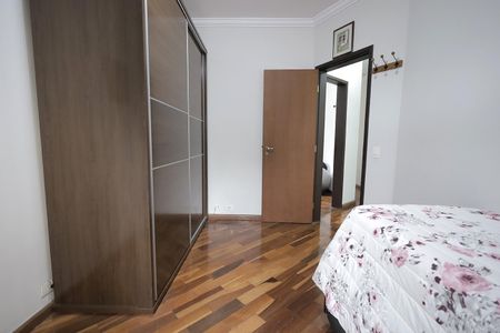 Casa à venda com 152m², 4 quartos e 3 vagasQuarto 4