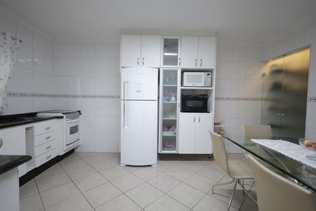Casa à venda com 152m², 4 quartos e 3 vagasCozinha