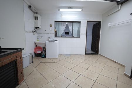 Casa à venda com 152m², 4 quartos e 3 vagasChurrasqueira e Área de Serviço