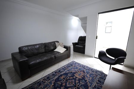 Casa à venda com 152m², 4 quartos e 3 vagasSala