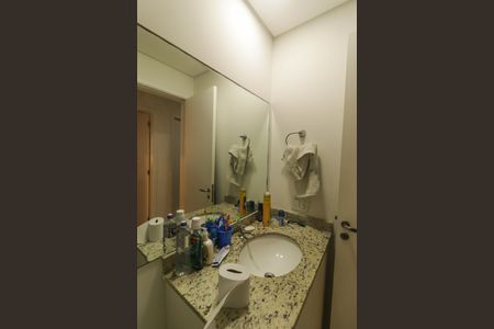 Apartamento à venda com 76m², 3 quartos e 2 vagas Apartamento à venda com 76m², 3 quartos e 2 vagasBanheiro Social