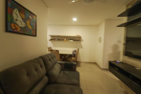 Apartamento à venda com 76m², 3 quartos e 2 vagas Apartamento à venda com 76m², 3 quartos e 2 vagasSala