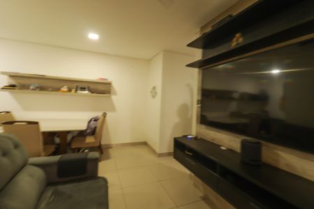 Apartamento à venda com 76m², 3 quartos e 2 vagas Apartamento à venda com 76m², 3 quartos e 2 vagasSala