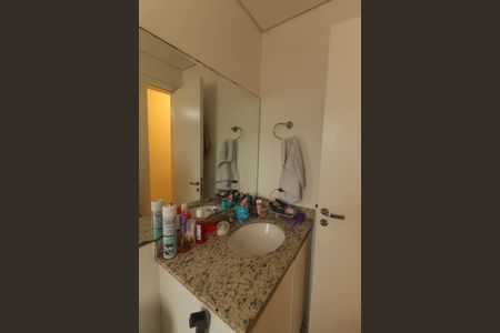 Apartamento à venda com 76m², 3 quartos e 2 vagas Apartamento à venda com 76m², 3 quartos e 2 vagasBanheiro Suíte