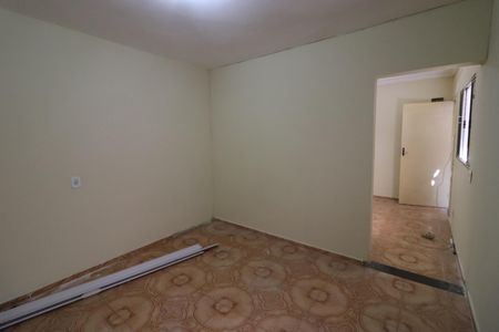 Quarto de casa para alugar com 1 quarto, 70m² em Bandeiras, Osasco