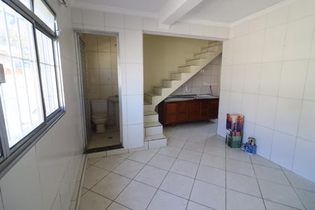 Cozinha de casa para alugar com 1 quarto, 70m² em Bandeiras, Osasco