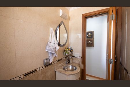 Apartamento à venda com 170m², 3 quartos e 1 vaga Apartamento à venda com 170m², 3 quartos e 1 vagaBanheiro