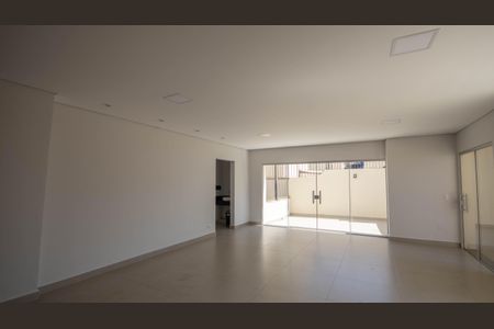 Apartamento à venda com 170m², 3 quartos e 1 vaga Apartamento à venda com 170m², 3 quartos e 1 vagaÁrea comum - Salão de festas