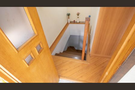 Apartamento à venda com 170m², 3 quartos e 1 vaga Apartamento à venda com 170m², 3 quartos e 1 vagaEscada