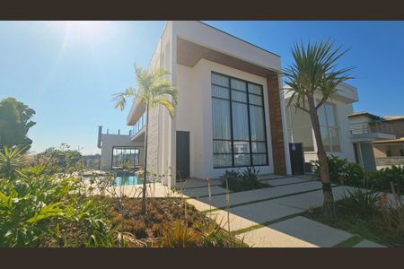 Casa de condomínio à venda com 480m², 2 quartos e 2 vagasFachada