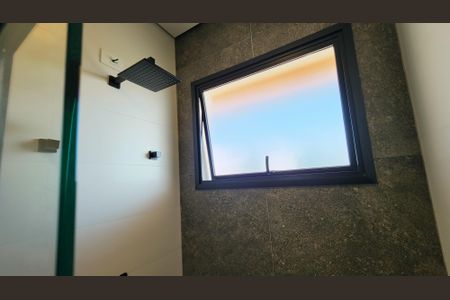 Casa de condomínio à venda com 480m², 2 quartos e 2 vagasBanheiro da Suíte 1