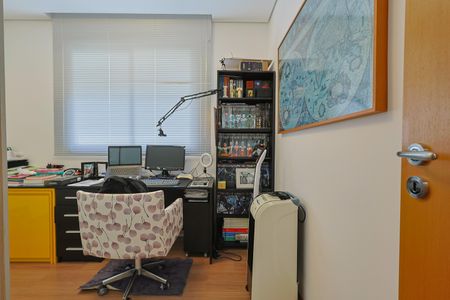 Quarto 1 de apartamento à venda com 3 quartos, 97m² em Castelo, Belo Horizonte